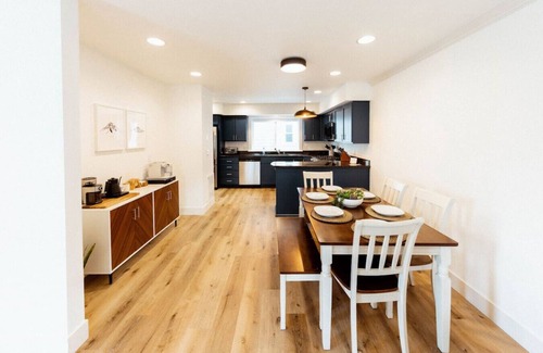 Old Ballard Casa | Modern 3BR in the Heart of Ballard | Private Patio