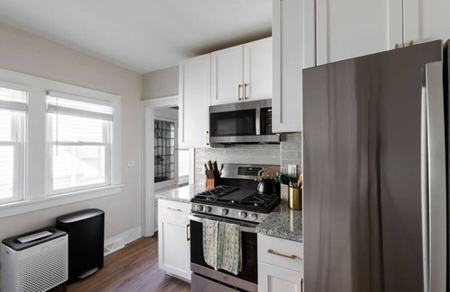Cleveland Apartamento | Modern 3BR Near Cleveland Clinic