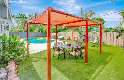 Wilton Manors Casa | Modern 3BR Pool Home with Game Room near Beaches!
