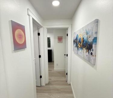 University District Casa | Modern 3BR Townhouse near UW