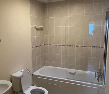 Tubbercurry Casa | Modern 4 Bed House in town