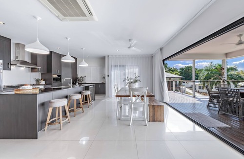 Jubilee Pocket Casa | Modern 4 bedroom 3 bath home with private swimming pool
