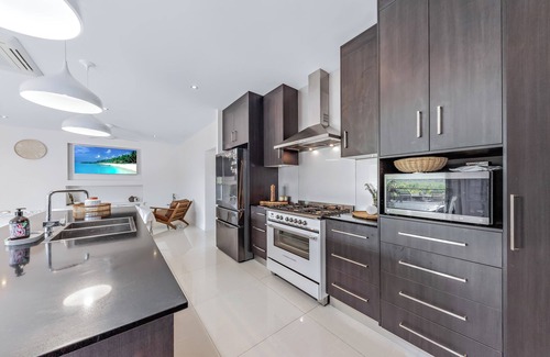 Jubilee Pocket Casa | Modern 4 bedroom 3 bath home with private swimming pool