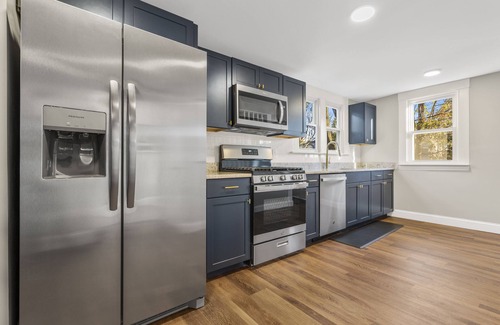 West Haven Cabaña | Modern 4 Bedroom Beach House: Ideal for Families & Long Stays