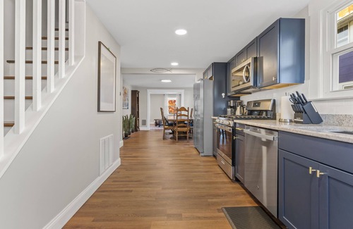 West Haven Cabaña | Modern 4 Bedroom Beach House: Ideal for Families & Long Stays