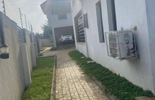 Owerri Casa | Modern 4-Bedroom Home in Private New Owerri Estate