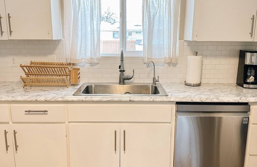 Fallon Casa | Modern 4 Bedroom Home