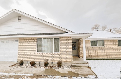 Fallon Casa | Modern 4 Bedroom Home