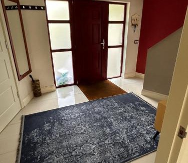 Killarney Casa | Modern 4 Bedroom House Ring of Kerry -Killarney