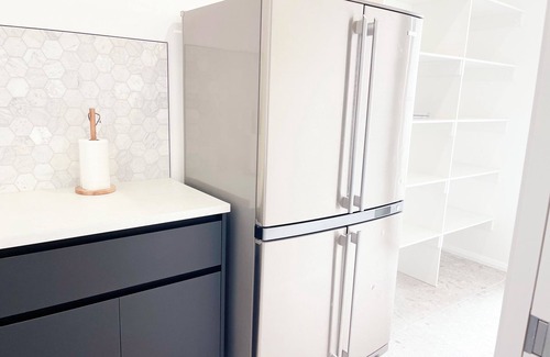 Wagga Wagga Apartamento | Modern 4 Bedroom Retreat in Wagga Wagga!
