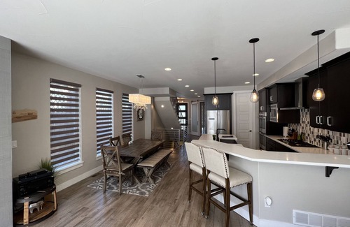 Sloan Lake Casa | Modern 4-level home, 3500 sq ft, in the Highlands, 3 miles west of downtown.