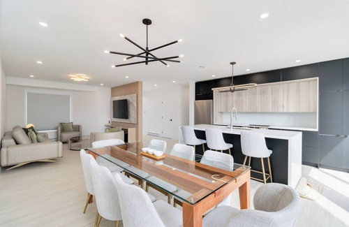 Bayside Casa | Modern 4Bdr House w/ Ocean Beachfront & Backyard 20min to Halifax & Peggy's Cove