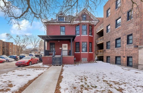 New Center Detroit Casa | Modern 4BR Home in Detroit's New Center