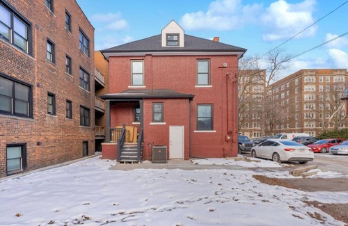 New Center Detroit Casa | Modern 4BR Home in Detroit's New Center