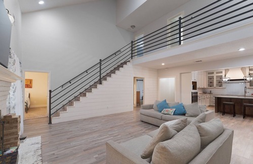 Ellis County Otro | Modern 5 bedroom Farm House