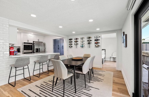 Imperial Point Casa | Luxury Vacation Home in Fort Lauderdale – Pool, Outdoor Kitchen, Family-Friendly