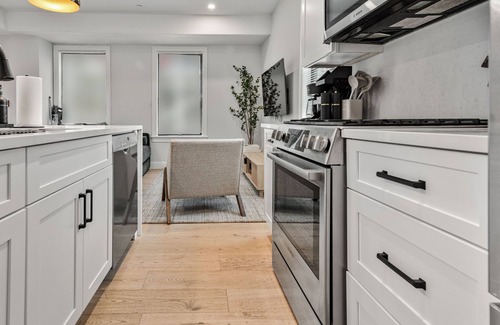 Columbus Park - Andrew Square Casa | Modern 5BD3B in Boston Steps to Convention Center