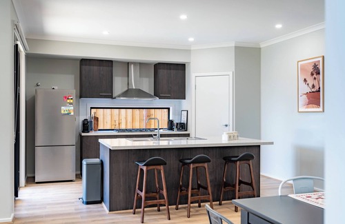 Clyde Casa | Modern 5bedrooms Clyde home
