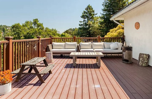 Upper Rockridge Casa | Modern 5BR 3BA Oakland Hills Home