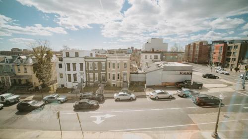 Park View Casa | Modern 5BR & 5BA Rooftop Deck & Private Parking