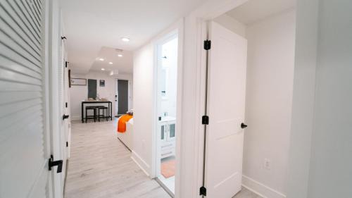Park View Casa | Modern 5BR & 5BA Rooftop Deck & Private Parking