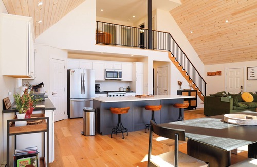 Haines Falls Chalet De Esquí | Modern 5BR Chalet in Tannersville w/ Huge Deck & Epic Views on 5 Private Acres