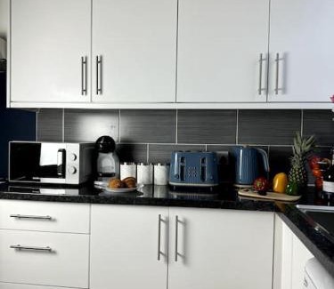 Harehills Apartamento | Modern 6 Bed Home Near Leeds City Centre-Long Stay Rates Available