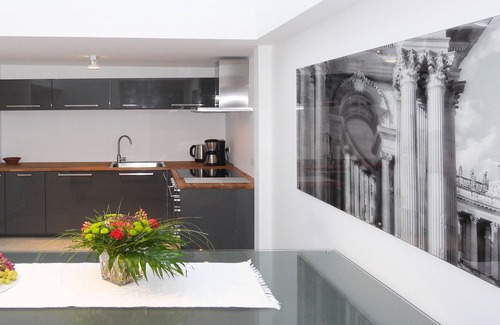 Nauener Vorstadt Apartamento | Moderno 6 Apartamento de invitados 100 m² directamente de la Santa Sede