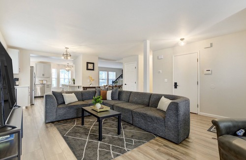 Briargate Casa | Modern 6BR Home in Briargate | Pet Friendly