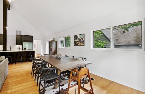 Fontana Casa | Modern A-Frame Cabin + Hot Tub + Golf Cart. Amenities Galore!