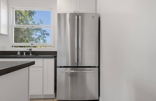 North Berkeley Apartamento | Modern Abode 2BD with Garden and Garage