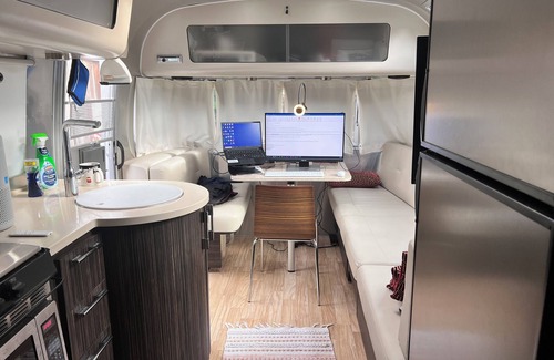 Strawberry Casa | Modern Airstream with WiFi and AC in Charming Mill Valley with Backyard Ducks