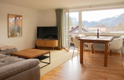 Oberstdorf Apartamento | Modern Alpine Haven Surreal