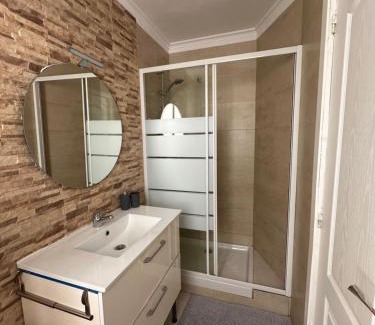 Gandia Apartamento | Modern and Bright 5 Bedroom Apartment Del Prado