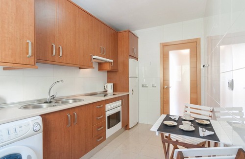 Campos Eliseos Apartamento | Ático moderno y luminoso con terraza cerca de la playa, 2 dormitorios