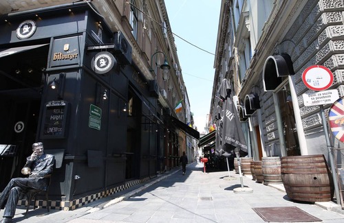 Old Town Apartamento | Modern and Bright Studio! Heart of the City Center