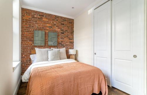 Upper East Side Apartamento | Modern and Charming 3BR 1BA Steps from Central Park
