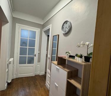 Juvisy-sur-Orge Apartamento | Modern and comfortable in Juvisy, Near Train, Orly Airport, Paris
