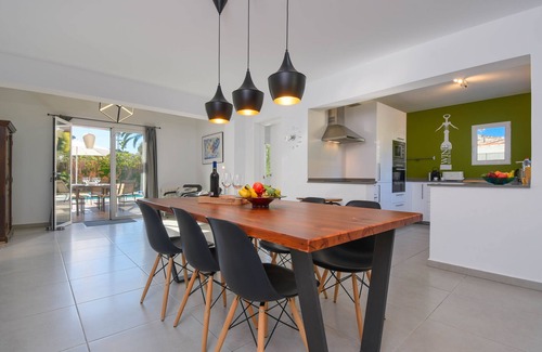 Costa Nova Villa | Villa moderna y confortable en Jávea, Costa Blanca, España con piscina privada para 4 personas