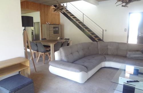 Figari Villa | Villa moderna y contemporánea con piscina climatizada cerca del mar.