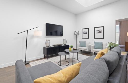 La Petite-Patrie Apartamento | Modern and Cozy 2bdr near St-Hubert Plaza