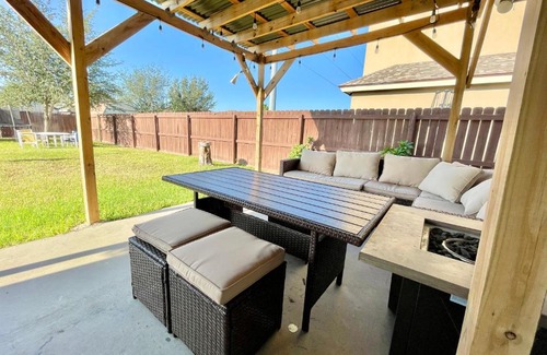 Pharr Casa | Modern and cozy house best location