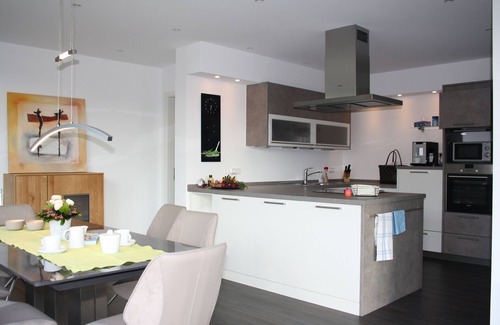 Luedinghausen Apartamento | Ático moderno y acogedor en una ubicación tranquila y céntrica.