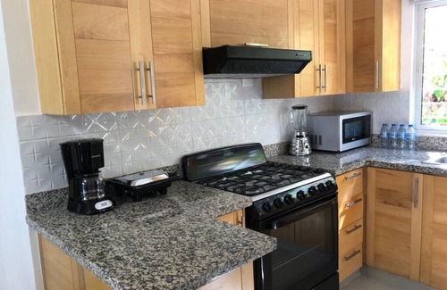 Los Rios Apartamento | Moderno y Ejecutivo Apartamento en Residencial