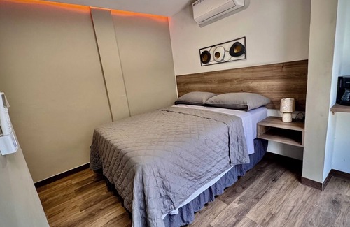San Pedro Sula Hotel | Moderno y lujoso para 8 (3 habitaciones con su propio baño)