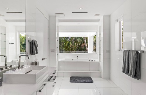 Lauderdale Beach Casa | Modern and luxuous Beach Mansion, heated salt water pool and spa.