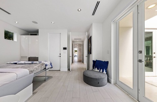 Lauderdale Beach Casa | Modern and luxuous Beach Mansion, heated salt water pool and spa.