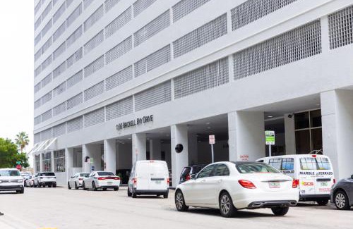 Brickell Apartamento | Modern and Luxurious Brickell Studio