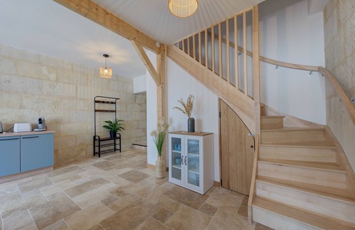 Langeais Casa | Modern and new gite at the foot of the Château de Langeais