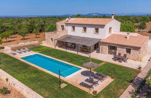 Felanitx Casa | Moderna y nueva casa rural con impresionantes vistas. Sol y relax